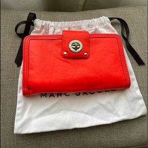 Marc by Marc Jacobs Totally Turnlock Bifold Clutch